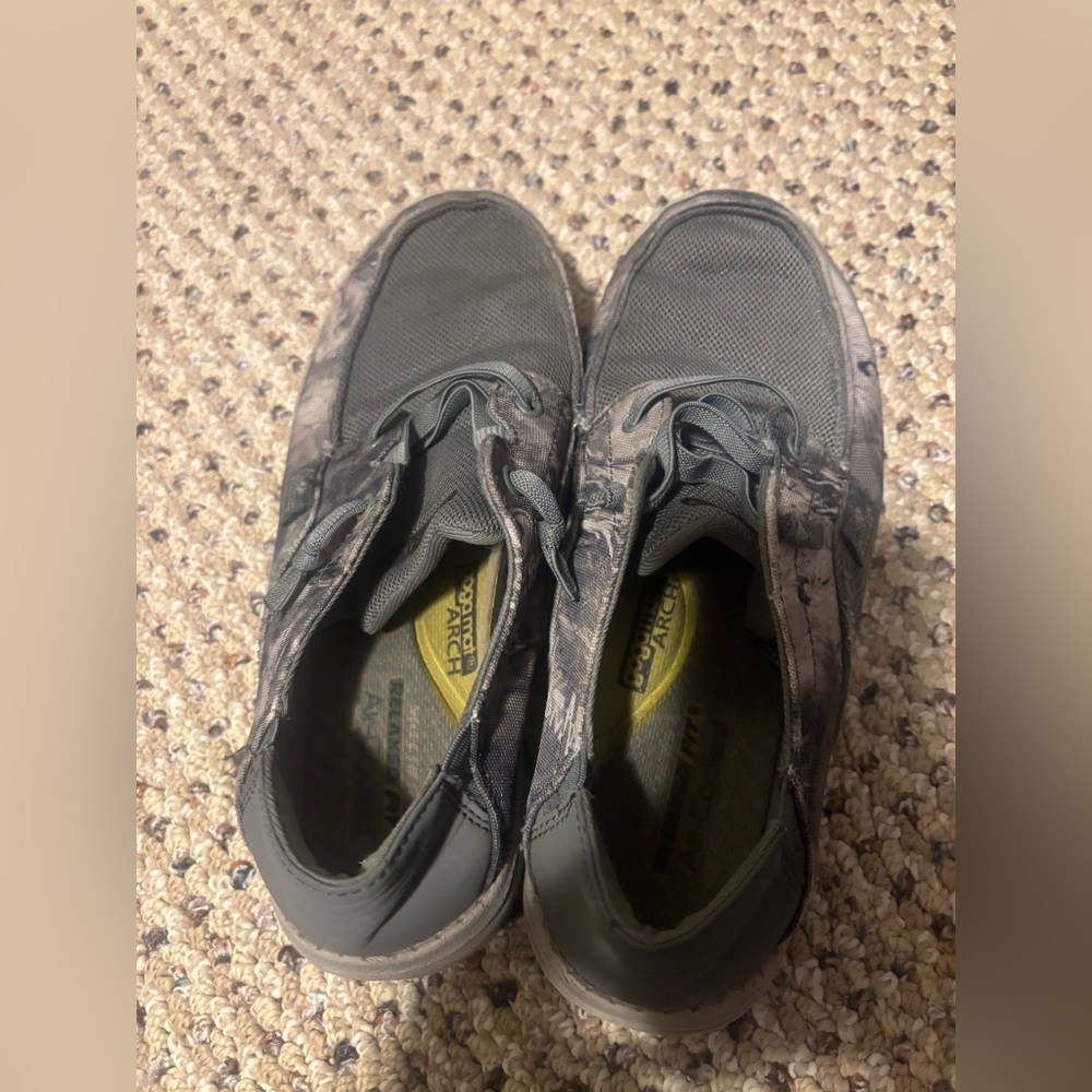5/$25 Camouflage Sketchers Slip-On Shoes‎